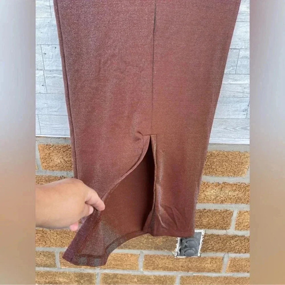 ALIX NYC Shiloh Halter Dress in Iridescent
Copper medium - Picture 12 of 16